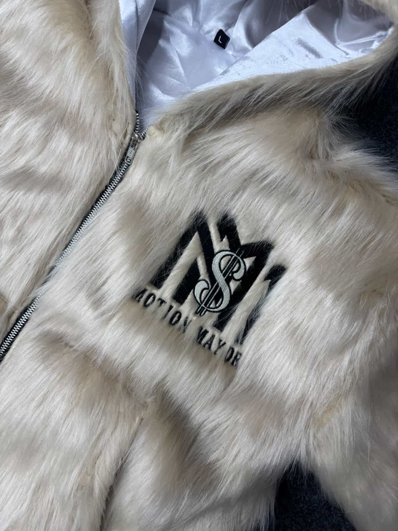 MotionMayor Fur Jackets