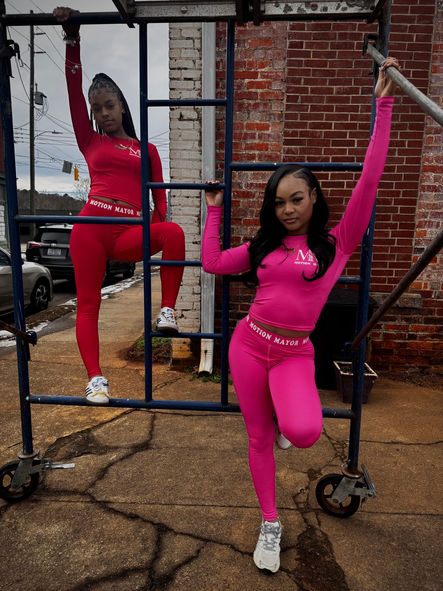 MotionMayor Tight Sets